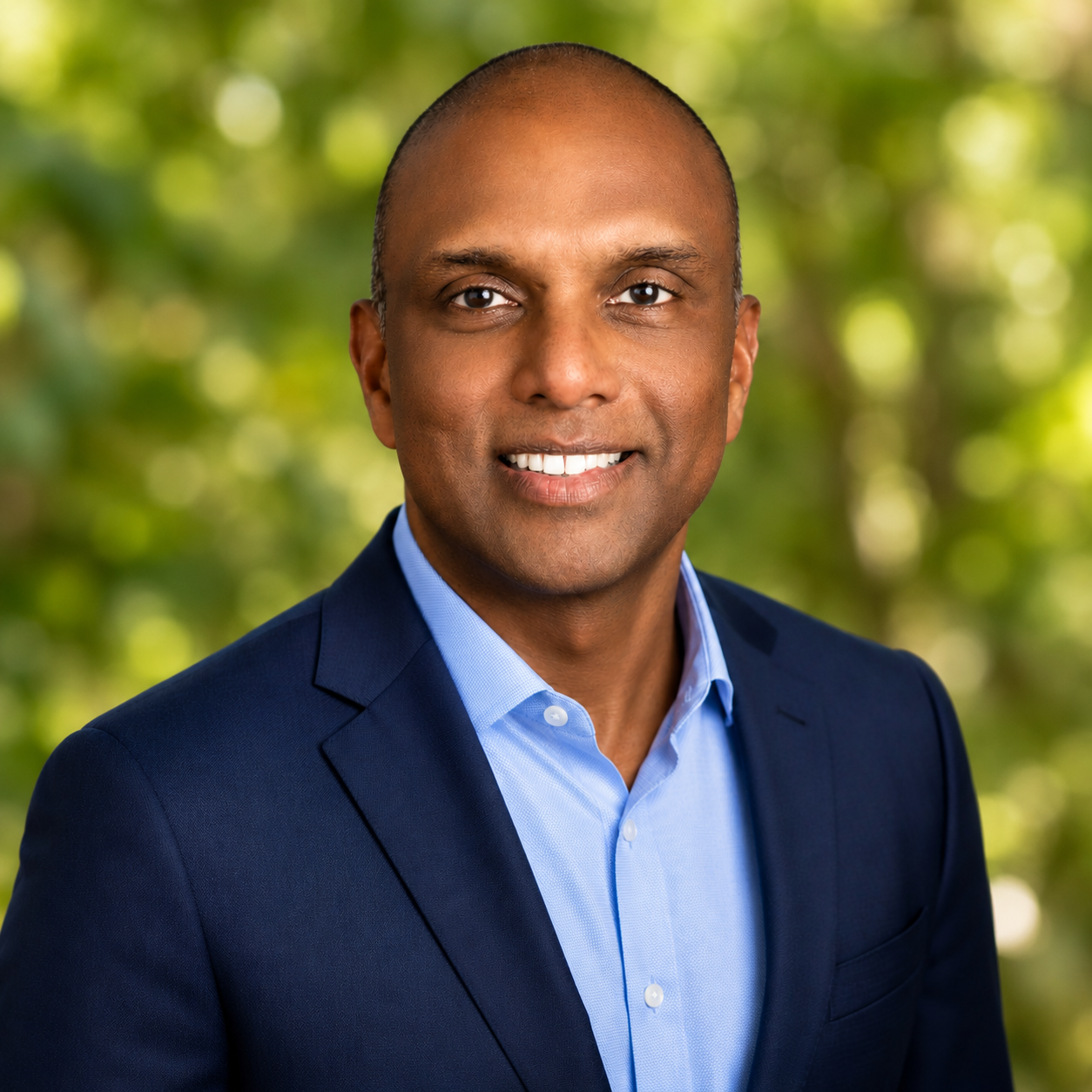 Praveen Headshot 2